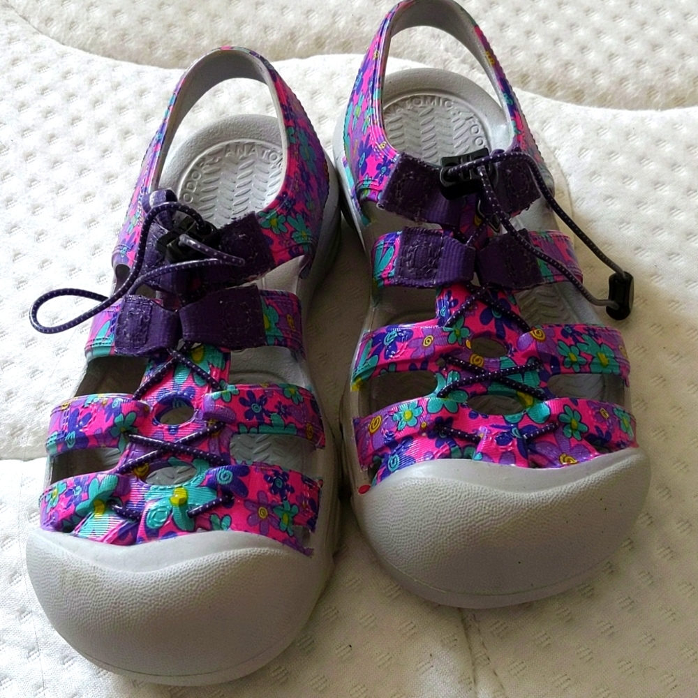 Keen Kids Floral waterproof shoes